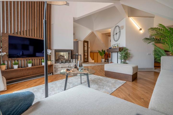 Budva, Old Town - unique apartment with view of the beach and sea