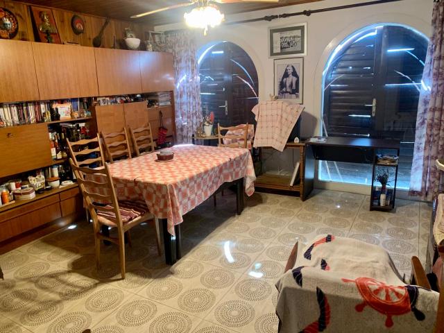 Spacious house in Dobry Voda with panoramic sea views, not far from the beach. 