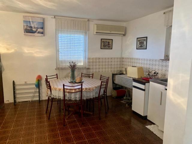 Spacious house in Dobry Voda with panoramic sea views, not far from the beach. 