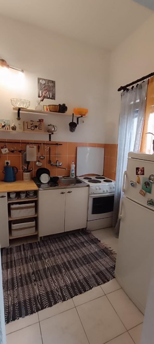 Legally rented 2-bedroom apartment in Sutomore