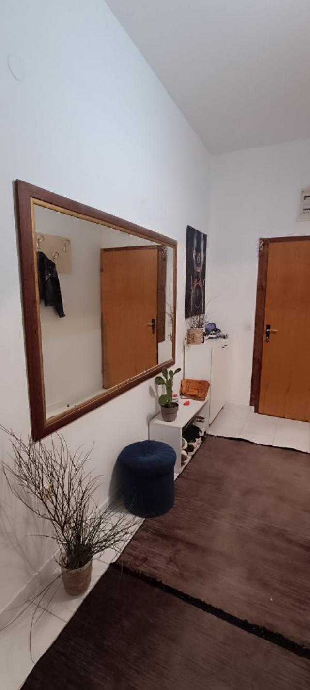 Legally rented 2-bedroom apartment in Sutomore