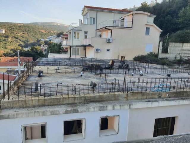 House with a project near the sea in Krucha