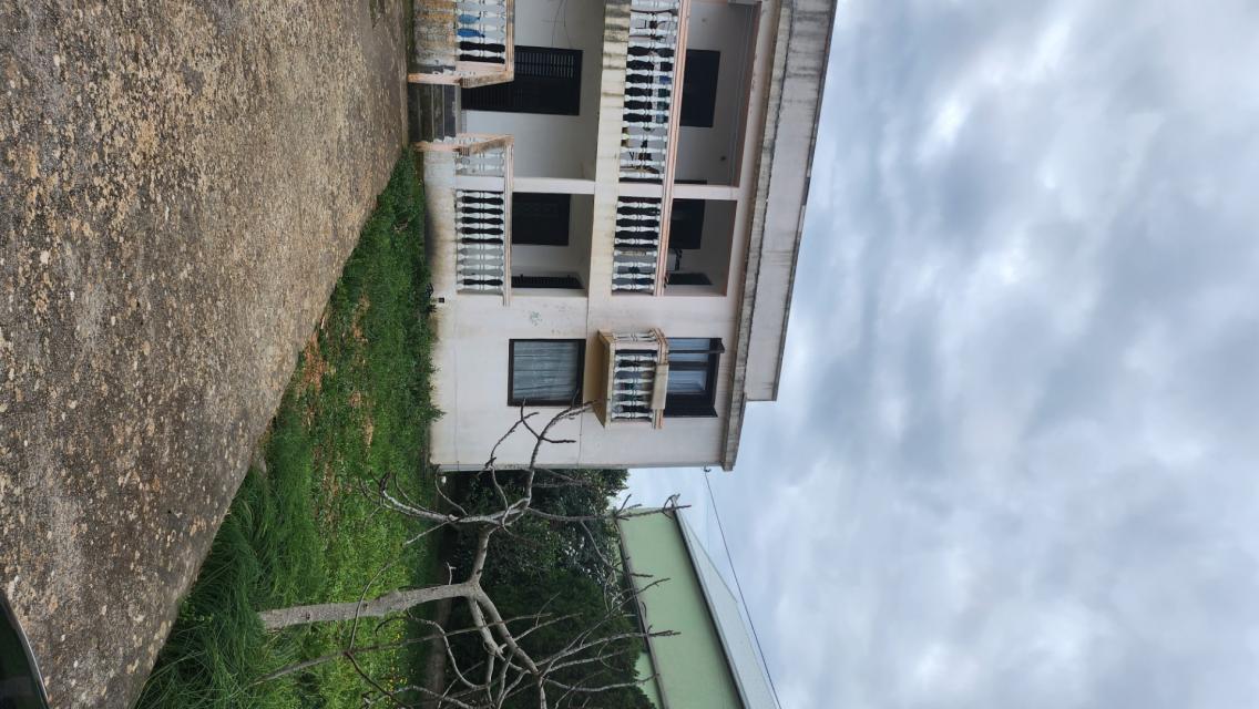 Two-storey house 180m2 for renovation with a large plot of land 600m2 in the village of Dobra Voda