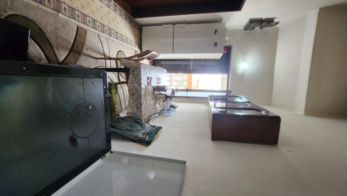 Two-storey house 180m2 for renovation with a large plot of land 600m2 in the village of Dobra Voda