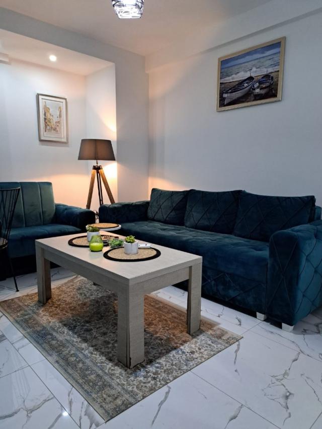 Apartment with 1 bedroom in a complex with a swimming pool just 50 meters from the sea on Utekha