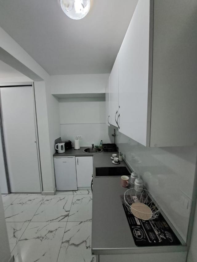 Apartment with 1 bedroom in a complex with a swimming pool just 50 meters from the sea on Utekha
