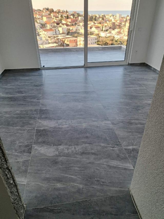 1 bedroom apartment in Dobry Voda with sea view - 100,000 euros
