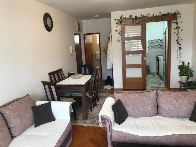Apartment with 2 bedrooms in Budva (Dubovica)