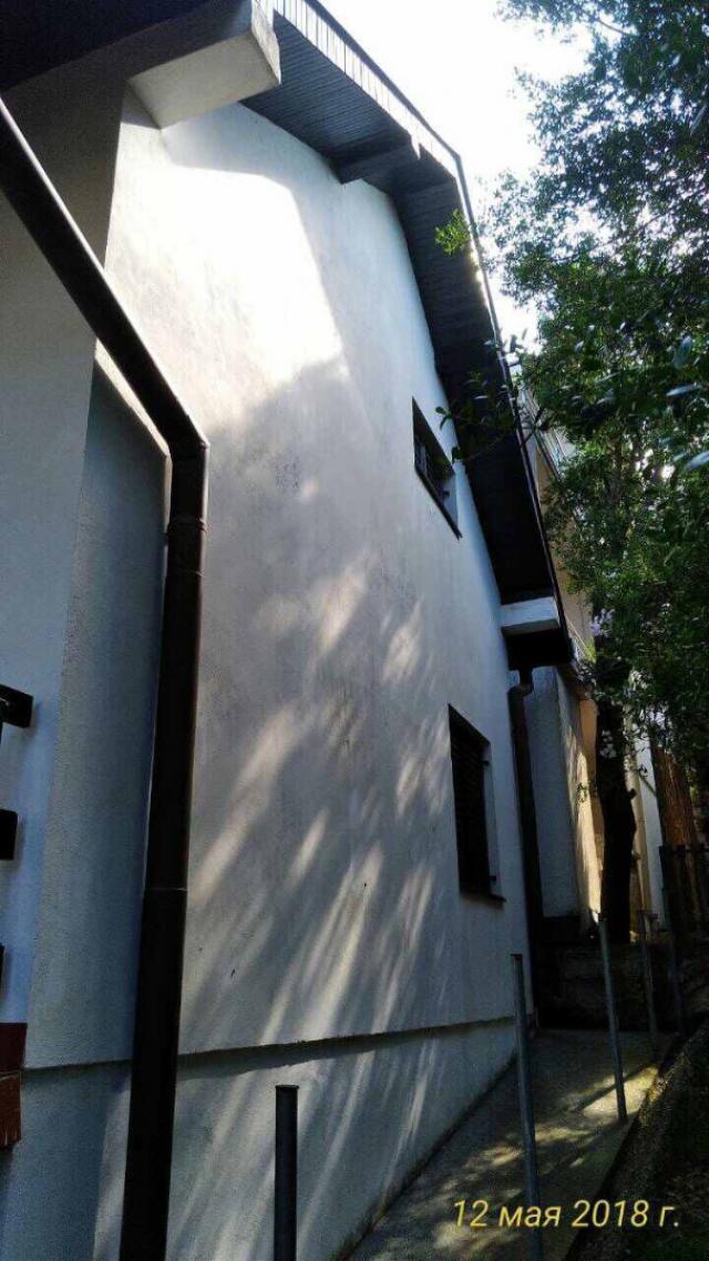 Urgent sale of a house in Ratac