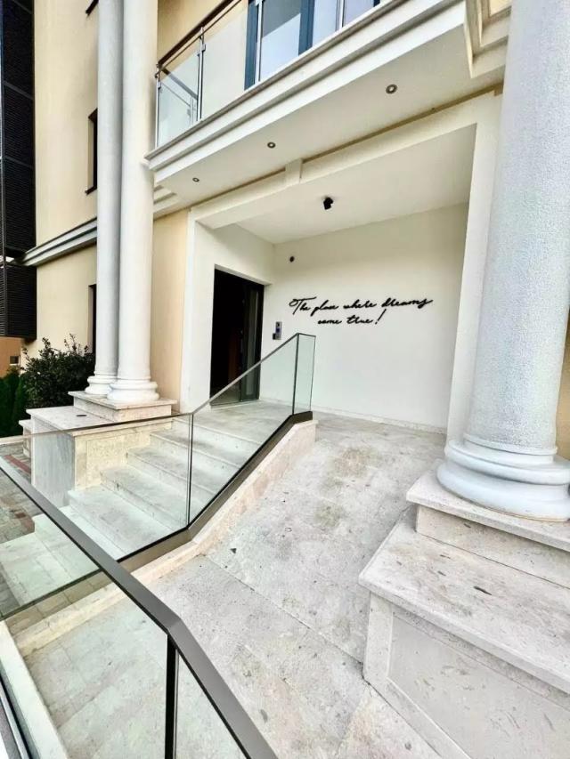 Luxury apartment in the Montedrims complex