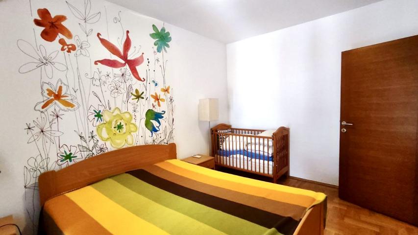 Spacious 2 bedroom apartment in Petrovac not far from the beach