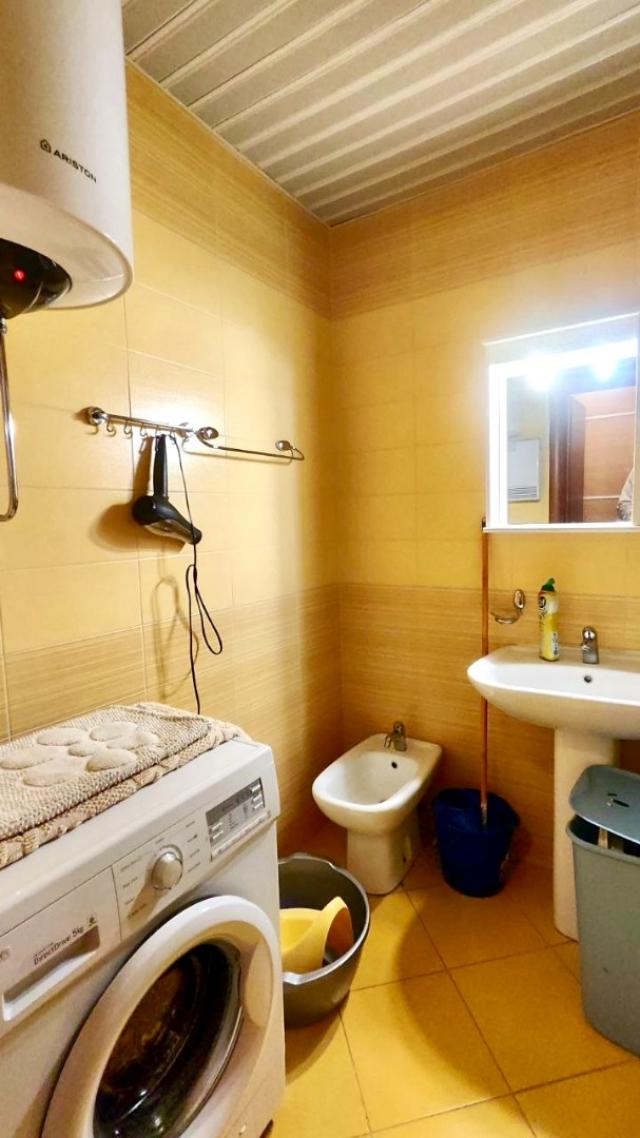 Spacious 2 bedroom apartment in Petrovac not far from the beach