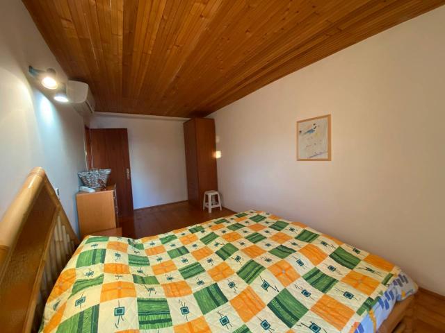 Townhouse in Podličak/Pržno with sea view