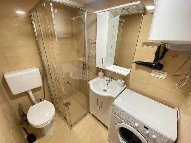 2 new apartments for sale in Sutomore (Bar). - 85.000 euros