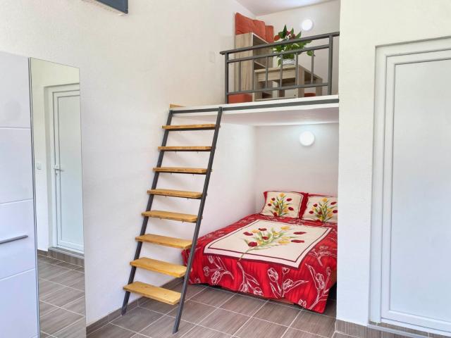 2 new apartments for sale in Sutomore (Bar). - 85.000 euros