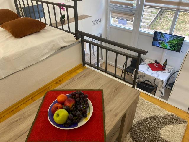 2 new apartments for sale in Sutomore (Bar). - 85.000 euros