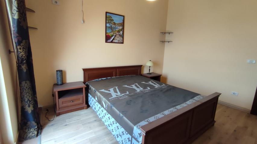 Spacious villa in Shushan on a large plot of land
