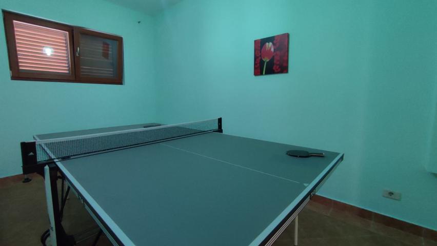Spacious villa in Shushan on a large plot of land