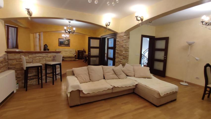 Spacious villa in Shushan on a large plot of land