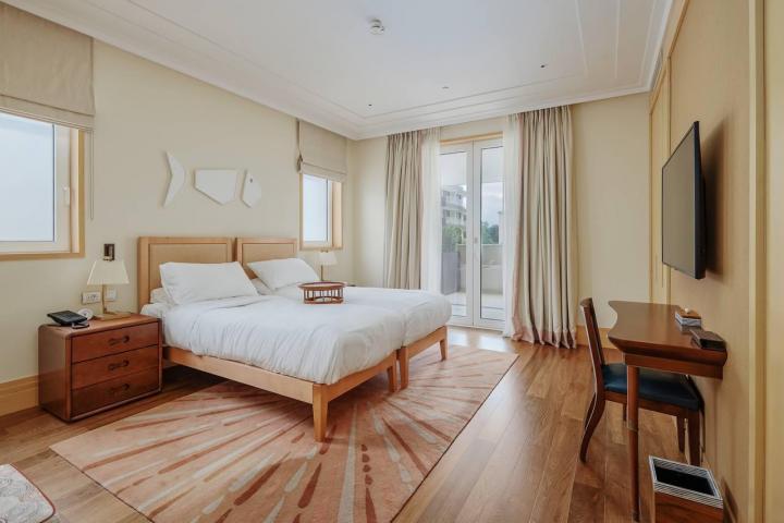 Apartment with 3 bedrooms in Porto Montenegro