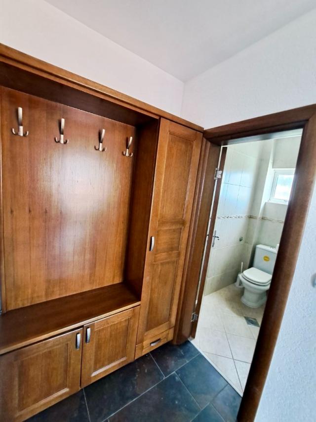 Spacious studio with sea views in Utekha