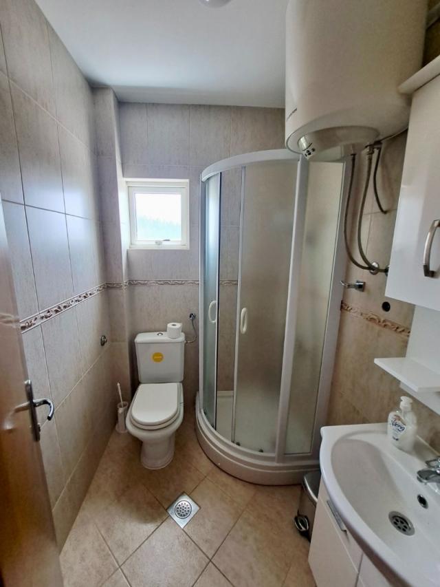 Spacious studio with sea views in Utekha