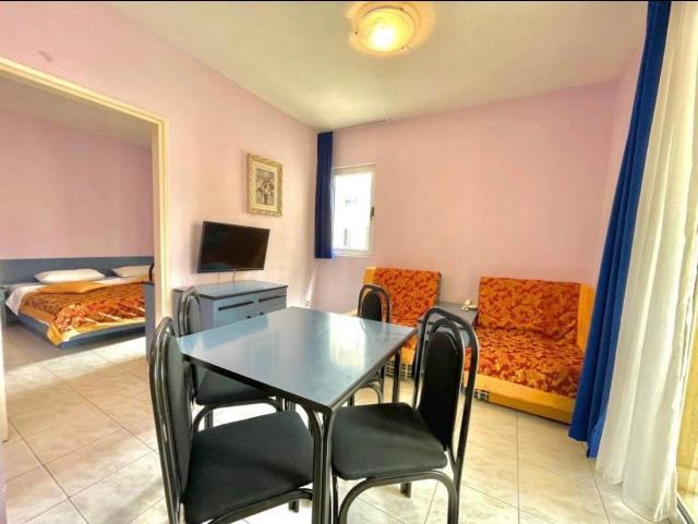 Hotel in Budva with 27 rooms