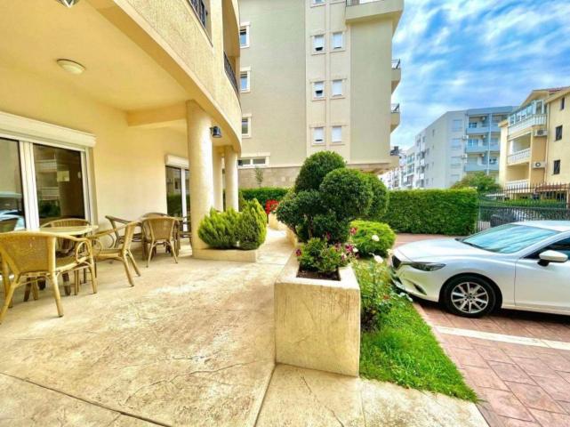 Hotel in Budva with 27 rooms