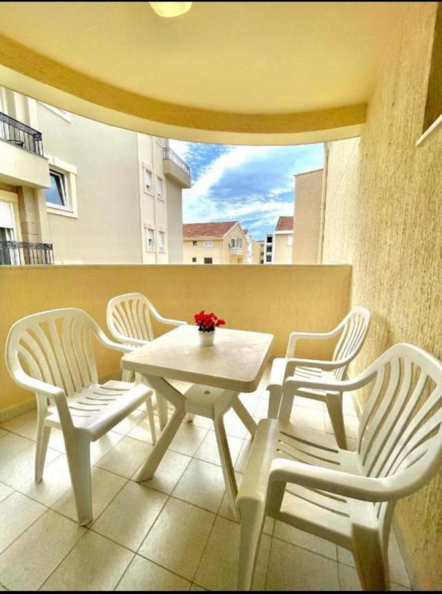 Hotel in Budva with 27 rooms