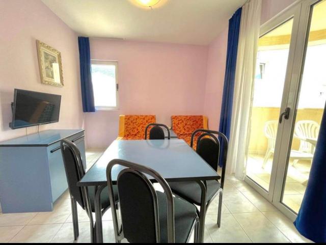 Hotel in Budva with 27 rooms
