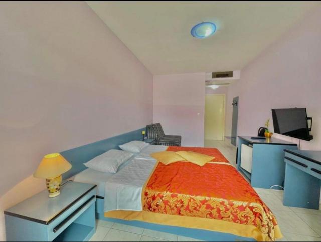 Hotel in Budva with 27 rooms