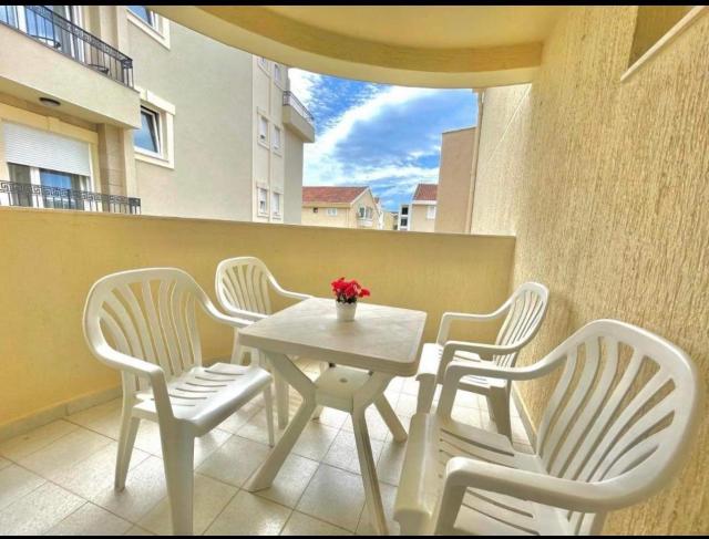 Hotel in Budva with 27 rooms