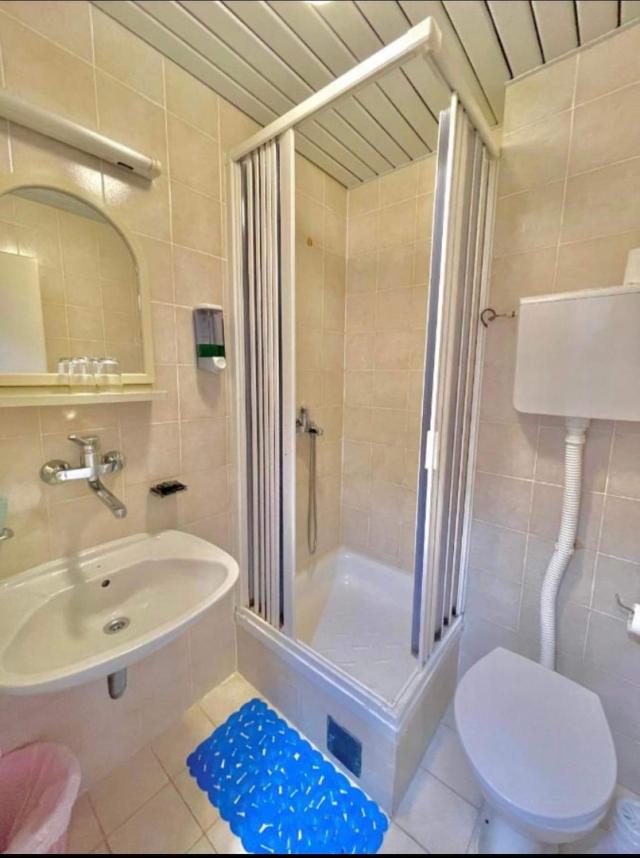 Hotel in Budva with 27 rooms