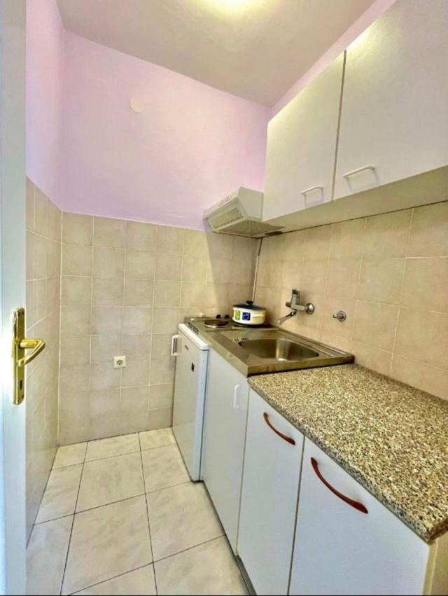 Hotel in Budva with 27 rooms