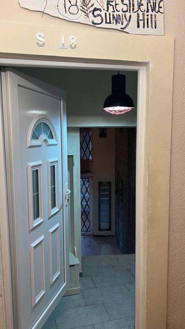 Hotel in Becici with 17 apartments