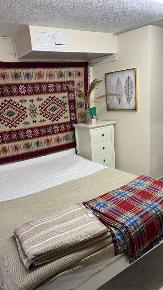 Hotel in Becici with 17 apartments