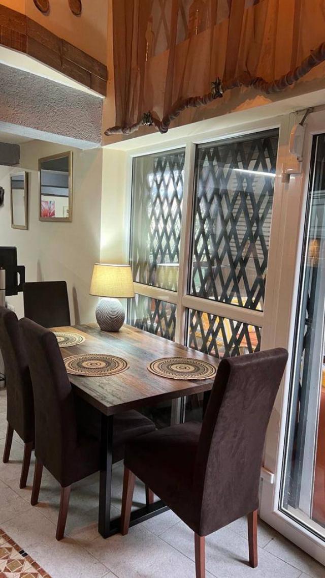Hotel in Becici with 17 apartments