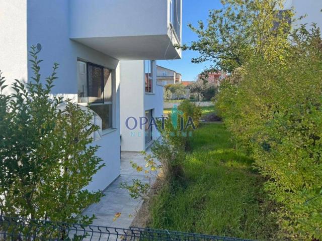 Zadar - Elegantna kuća sa stilom - vrt - terasa - na mirnoj lokaciji