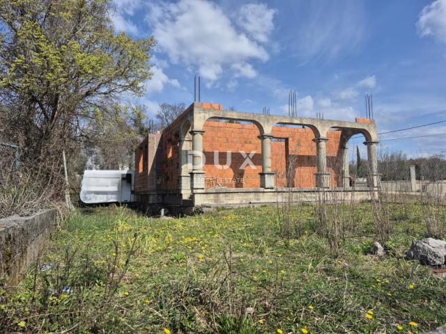 OTOK KRK, ŠILO (okolica) - prodaja samostojeće kuće u izgradnji, snižena cijena
