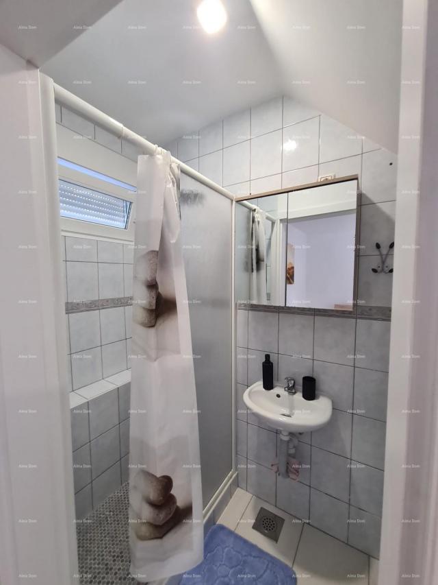 Kuća Prodaja kuće u centru Medulina!