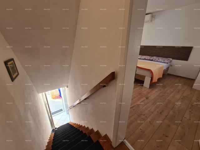 Kuća Prodaja kuće u centru Medulina!