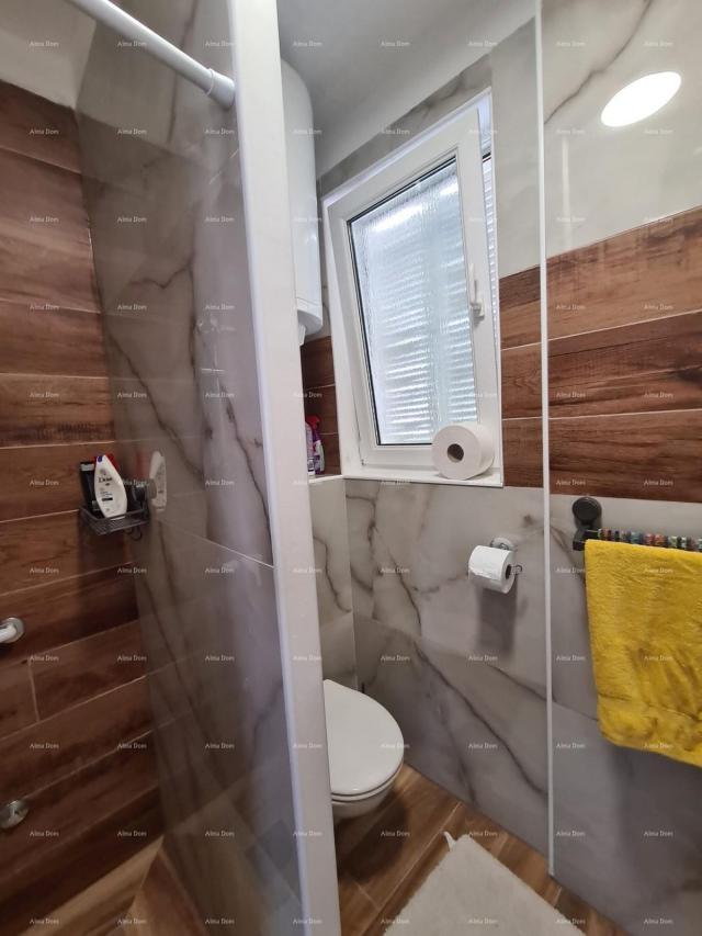 Kuća Prodaja kuće u centru Medulina!