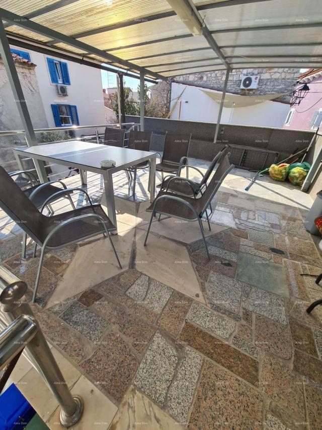 Kuća Prodaja kuće u centru Medulina!
