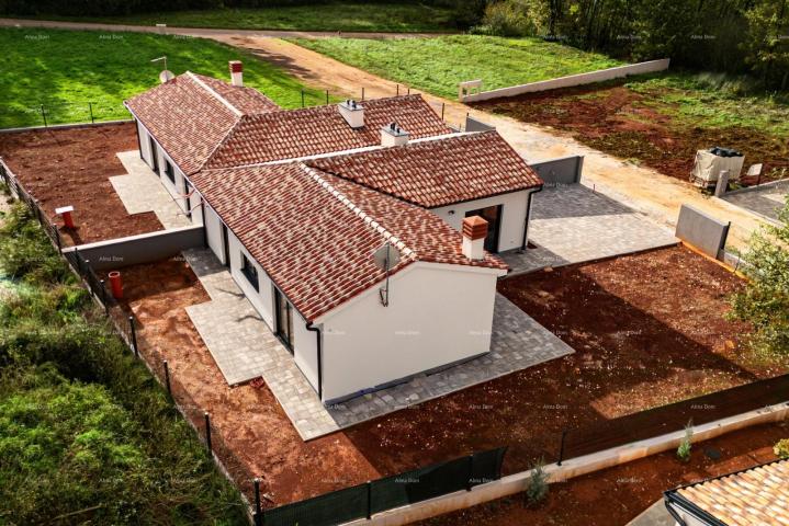 Kuća BARBAN, KOŽLJANI - Novogradnja / Dupleks, lijevi dio. Ekolloško mjesto