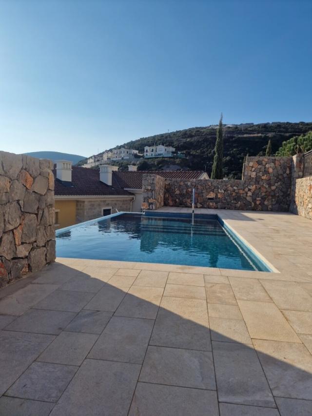 Prodaja, Stan, 157m2 , Luštica Bay