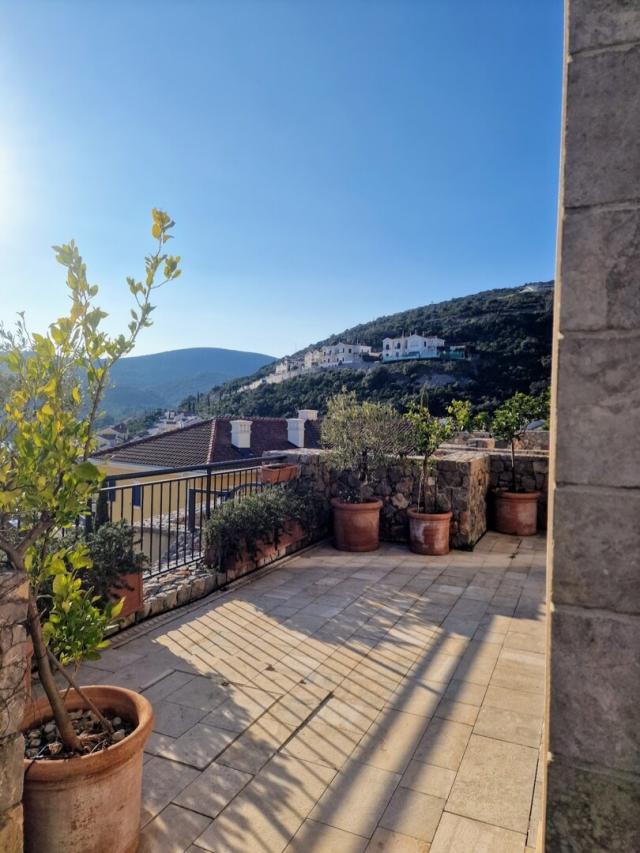 Prodaja, Stan, 157m2 , Luštica Bay