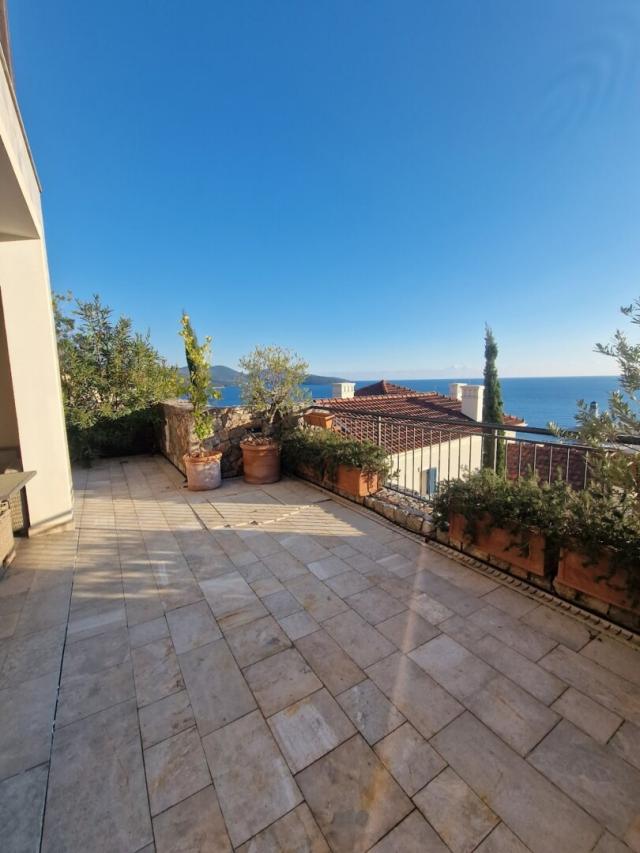 Prodaja, Stan, 157m2 , Luštica Bay