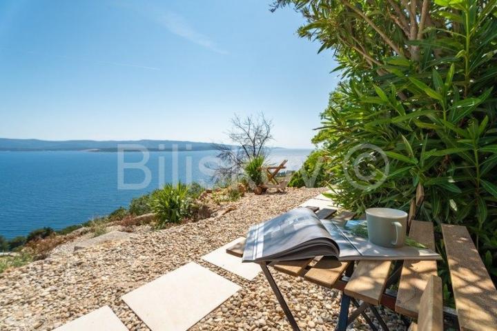 Brač, Murvica novouređen stan 34 m2, panoramski pogled na more