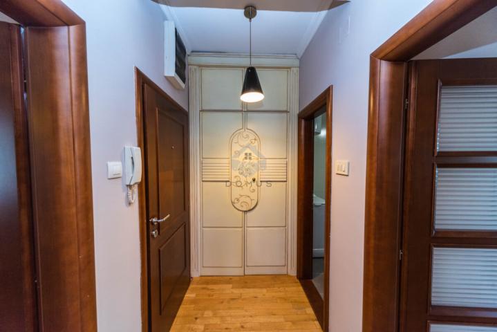 Dvosoban namješten stan 58m2, Centar - Podgorica