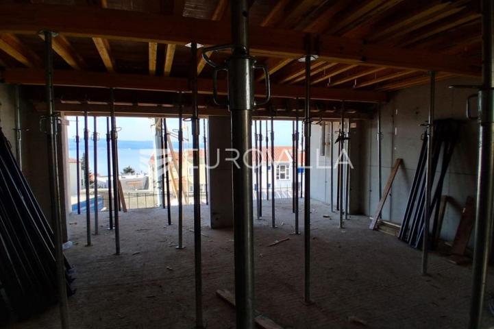 Omiška rivijera, dvosoban stan s pogledom na more, 2. kat moderne novogradnje, 63.15 m²